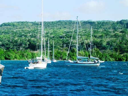 Yacht dragging in Vanuatu